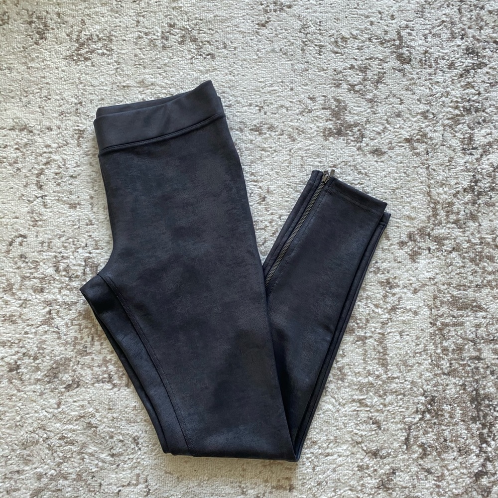 ❤️Free People Faux Vegan Moto Leggings Pants